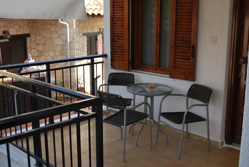 Studio Nastasia Áfitos Exterior foto