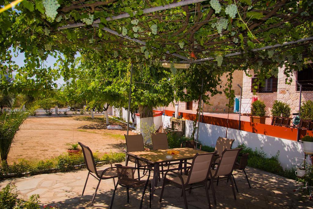 Studio Nastasia Áfitos Exterior foto